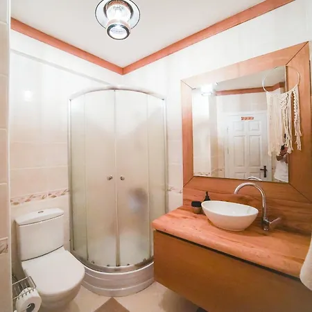 Ξενοδοχείο Stunning In With Jacuzzi